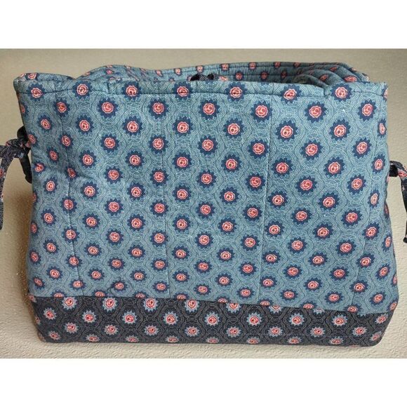 Beautiful and Unique Blue and Red Fabric Purse - Picture 5 of 15